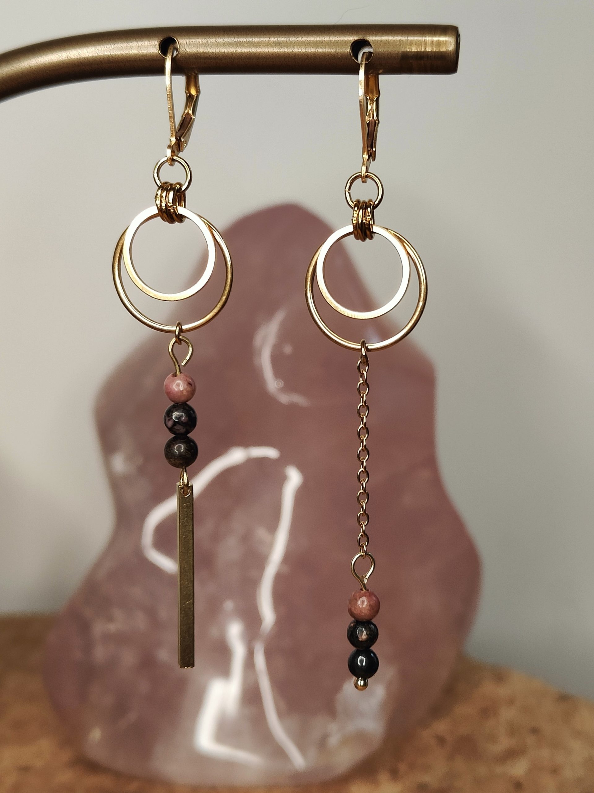 Fontenilles, Toulouse, L'Isle jourdain, Gers, Haute Garonne, souffle zen, bijoux zen, création personnalisée, Bague, Boucle d'oreille, Bracelet, Talisman, Collier, Suspension énergétique, Pendentif, Pierre fine, Pierre naturelle, Création énergétique, Marseille, Lille, Nantes, Bordeaux, Lyon, Nice, Montpellier, Strasbourg, Paris