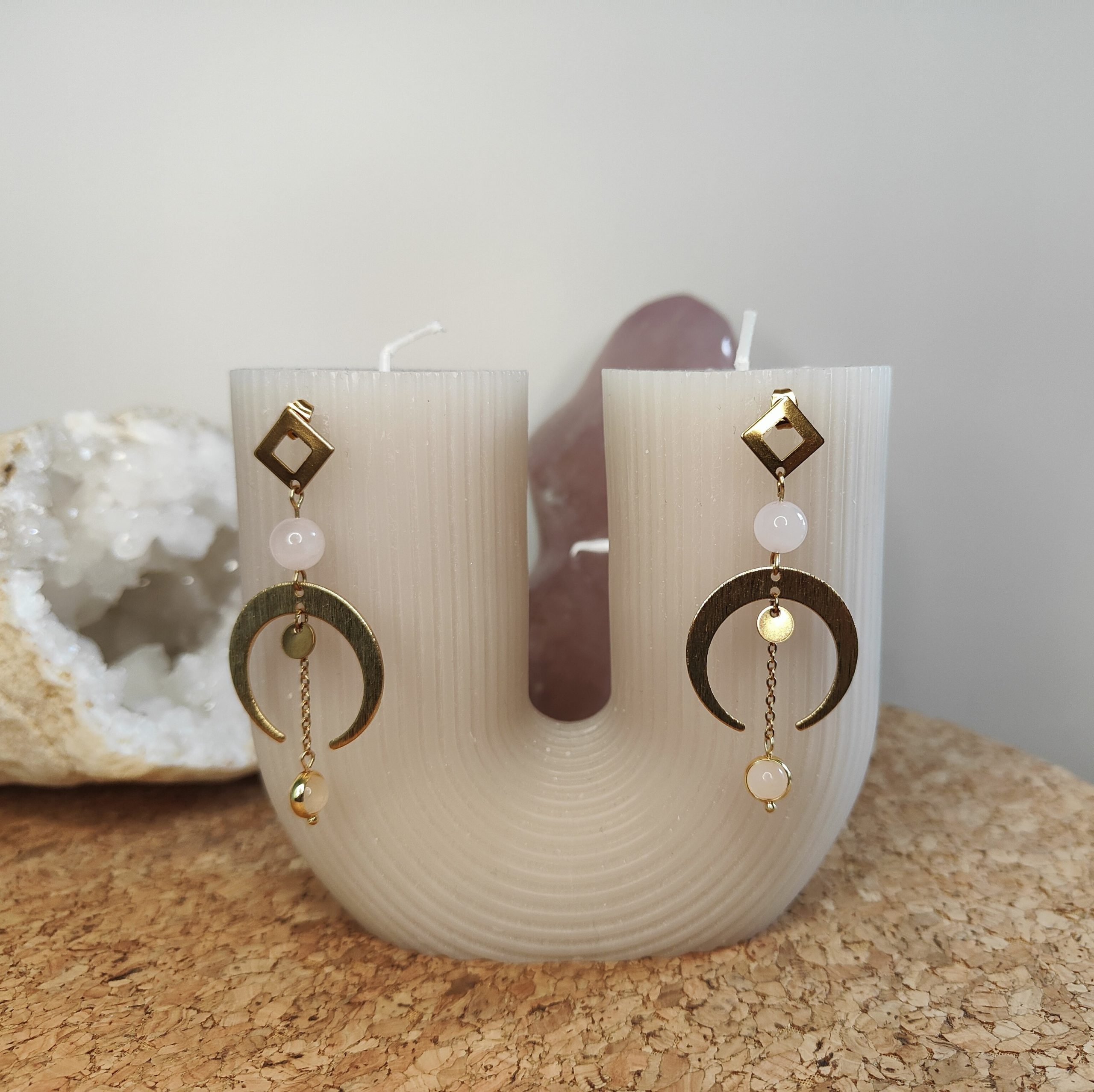 Fontenilles, Toulouse, L'Isle jourdain, Gers, Haute Garonne, souffle zen, bijoux zen, création personnalisée, Bague, Boucle d'oreille, Bracelet, Talisman, Collier, Suspension énergétique, Pendentif, Pierre fine, Pierre naturelle, Création énergétique, Marseille, Lille, Nantes, Bordeaux, Lyon, Nice, Montpellier, Strasbourg, Paris