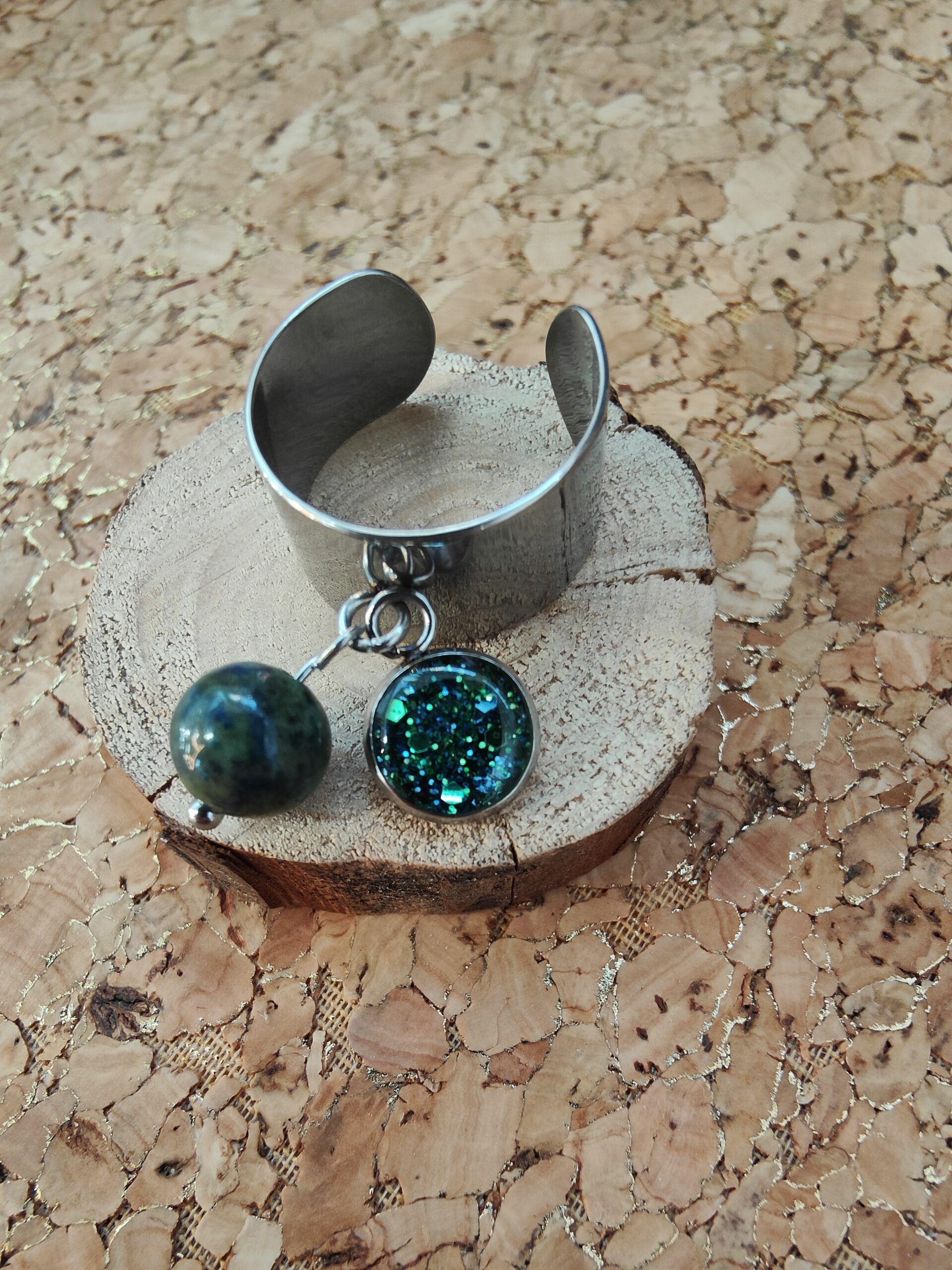 Fontenilles, Toulouse, L'Isle jourdain, Gers, Haute Garonne, souffle zen, bijoux zen, création personnalisée, Bague, Boucle d'oreille, Bracelet, Talisman, Collier, Suspension énergétique, Pendentif, Pierre fine, Pierre naturelle, Création énergétique, Marseille, Lille, Nantes, Bordeaux, Lyon, Nice, Montpellier, Strasbourg, Paris